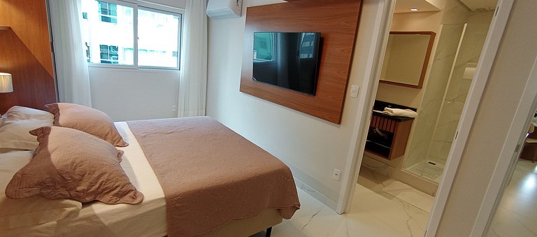 Bom Gosto e Conforto a 130m da Praia Central